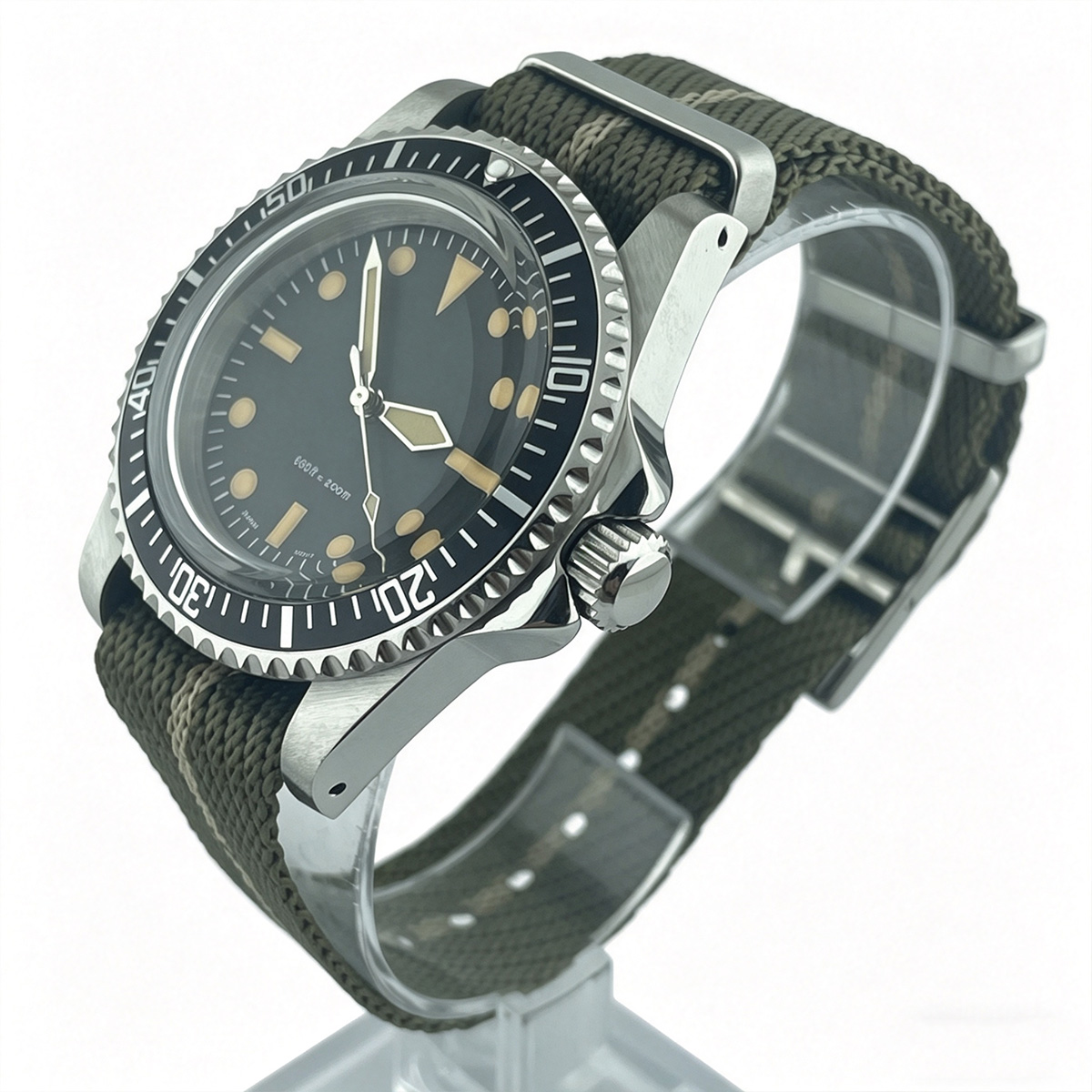 39.5mm Diver Retro watch acryl - Tropic Strap Vintage incelemesi ve fiyatı