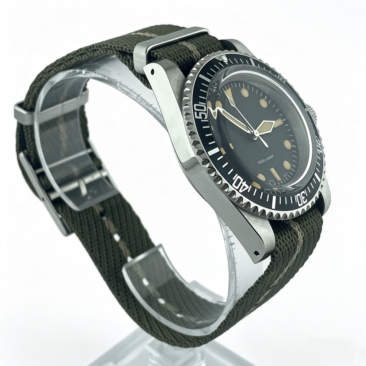 39.5mm Diver Retro watch acryl - Tropic Strap Vintage incelemesi ve fiyatı