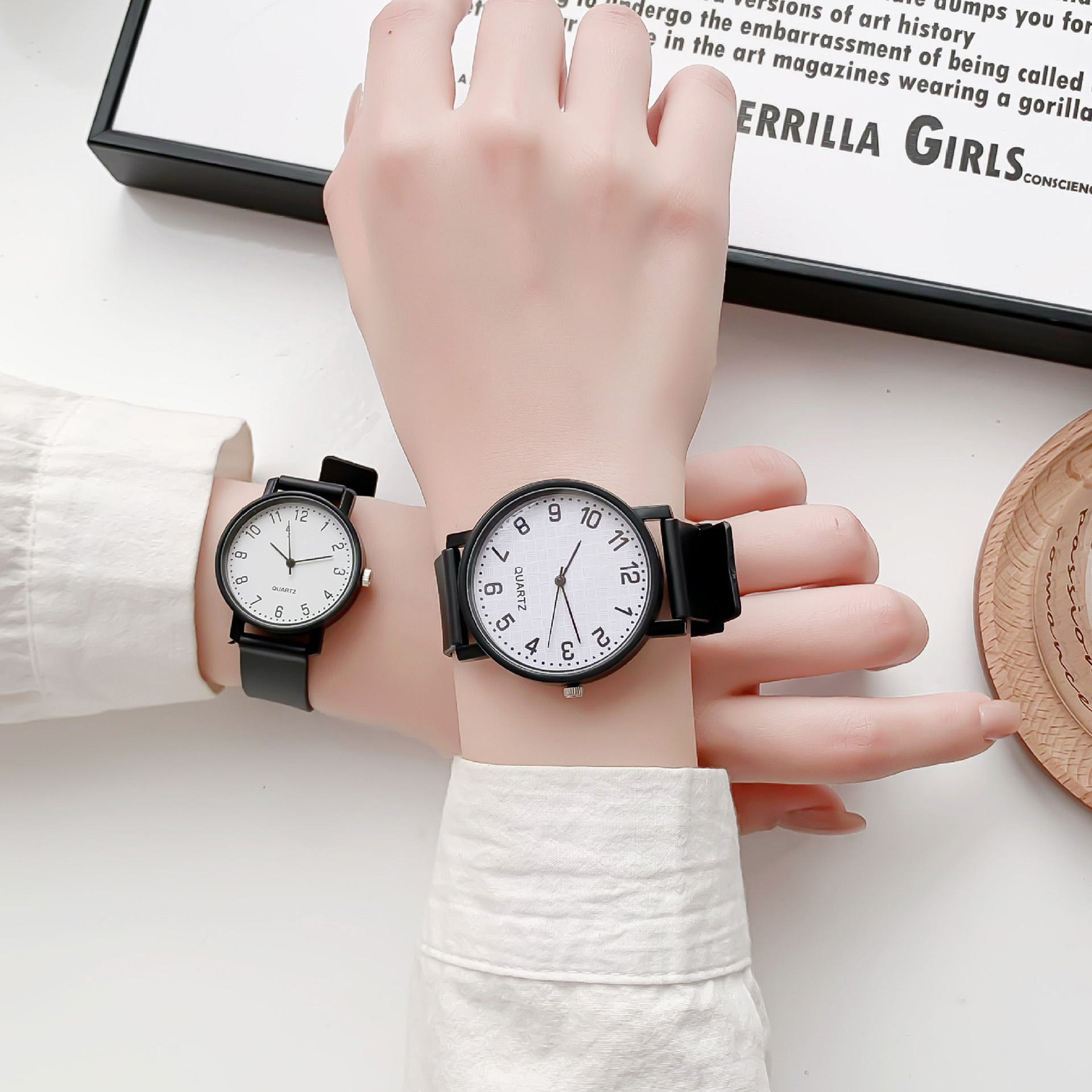 Simple Black Watch Quartz Watc - Silicone Band Women incelemesi ve fiyatı